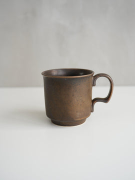 Ancient Pottery Mug (Brass)